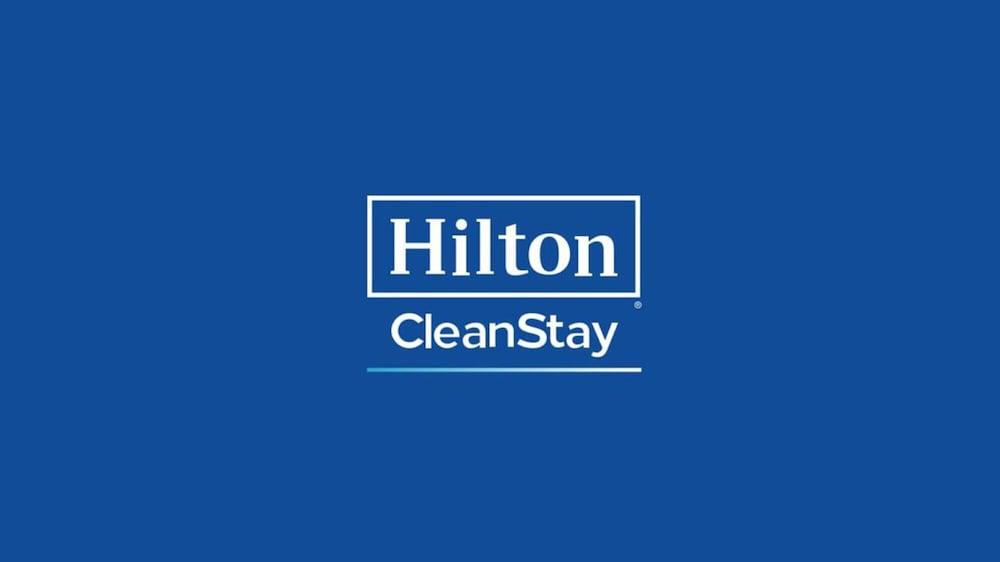 Hampton Inn Cleveland-Downtown Экстерьер фото