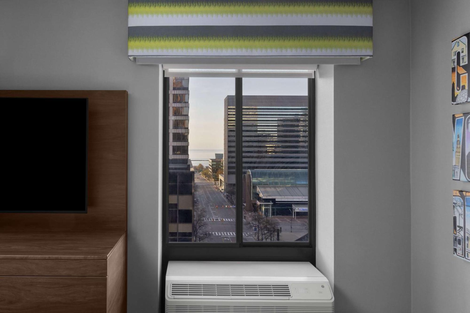 Hampton Inn Cleveland-Downtown Экстерьер фото